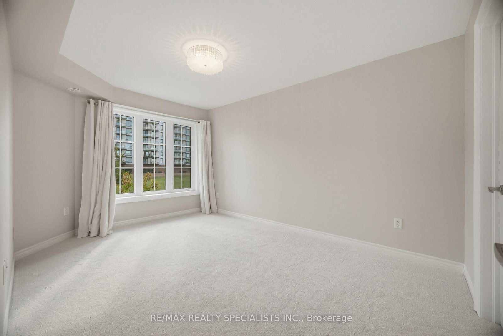 2441 Greenwich Drive • #66 • Oakville, ON photo 21