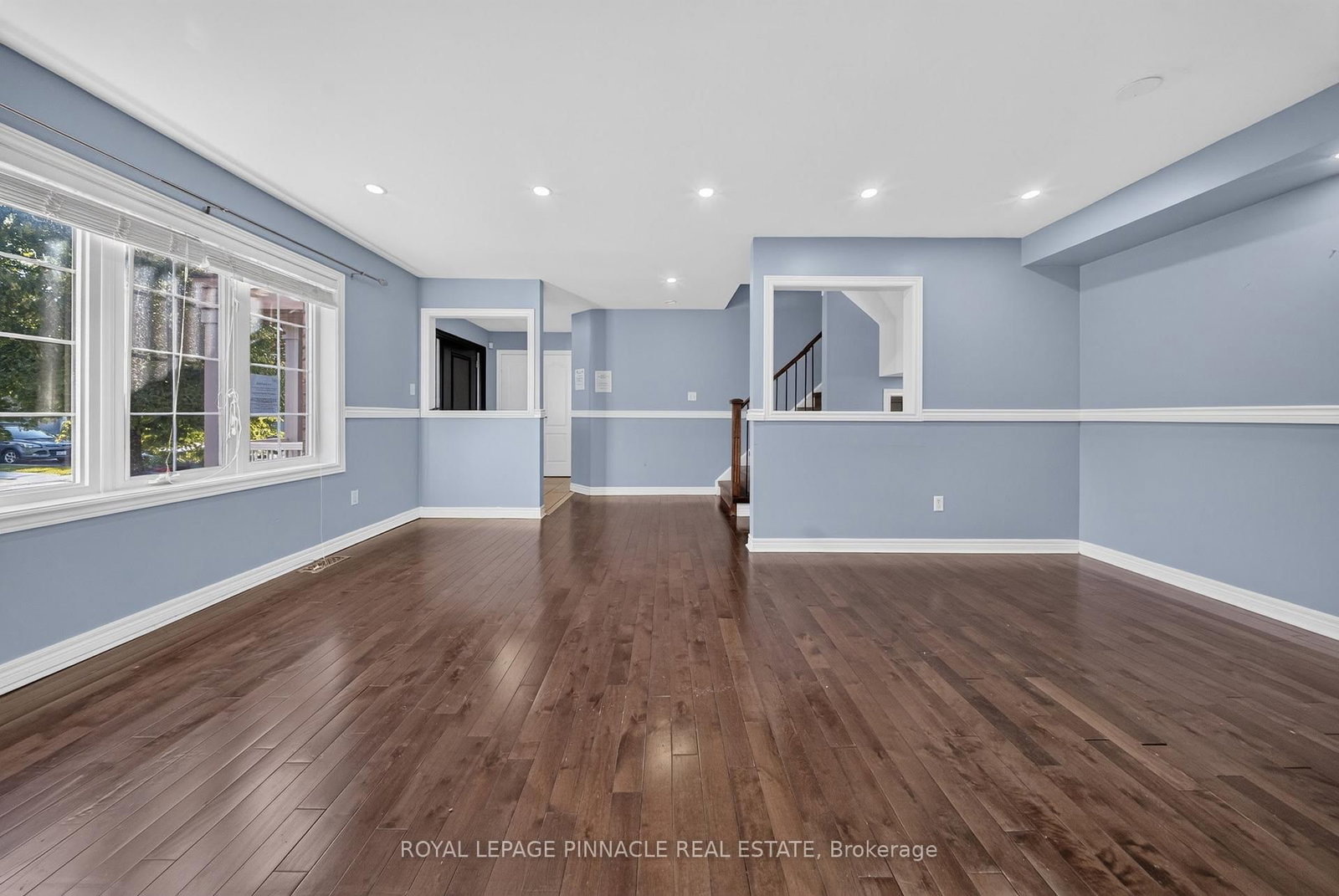 23 Prince Crescent • Brampton, ON photo 11