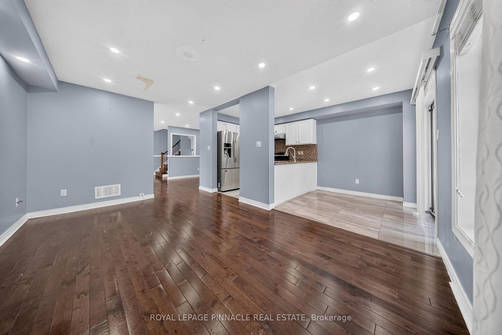 23 Prince Crescent • Brampton, ON photo 15