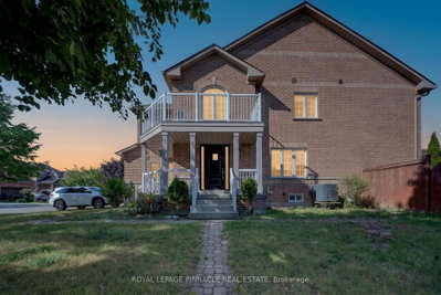 23 Prince Crescent • Brampton, ON photo 4