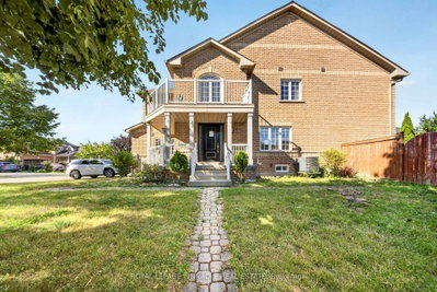 23 Prince Crescent • Brampton, ON photo 5