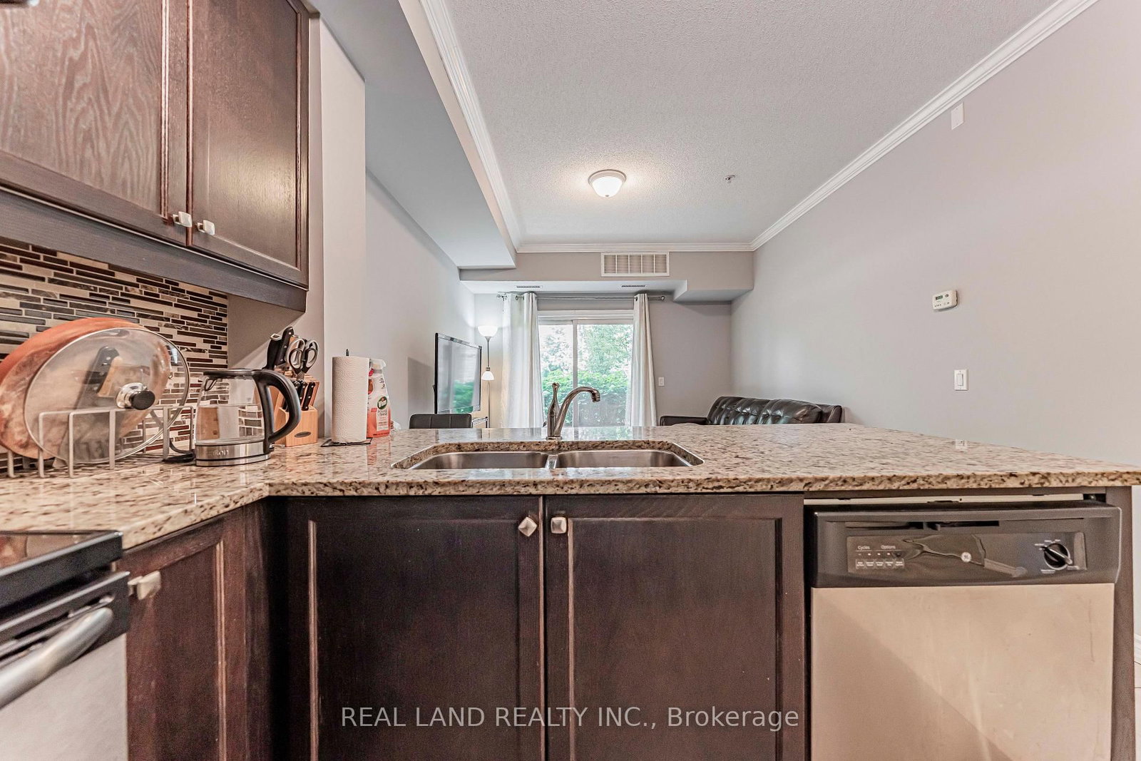570 Lolita Gardens • #127 • Mississauga, ON photo 10