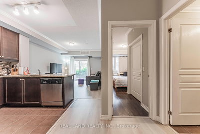 570 Lolita Gardens • #127 • Mississauga, ON photo 8