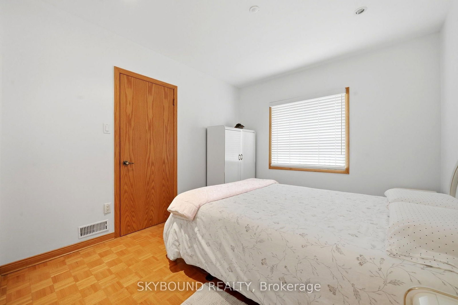 313 Silverthorn Avenue • Toronto, ON photo 17