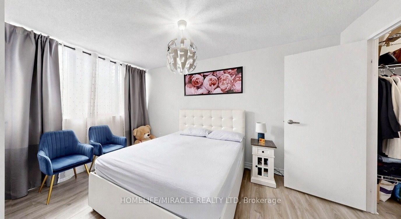 3590 Kaneff Crescent • #313 • Mississauga, ON photo 10