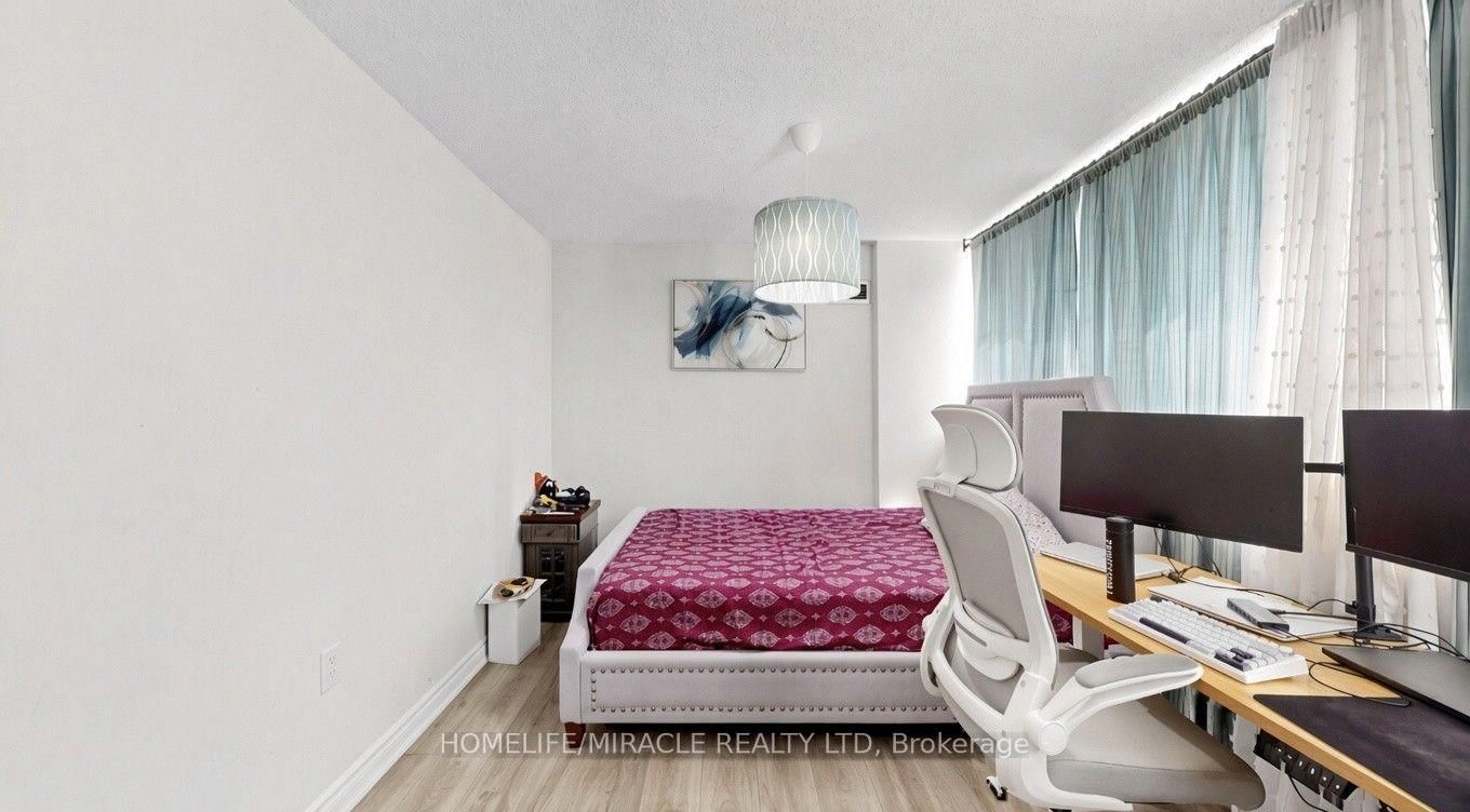 3590 Kaneff Crescent • #313 • Mississauga, ON photo 13