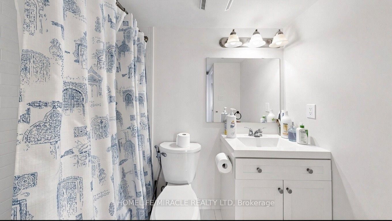 3590 Kaneff Crescent • #313 • Mississauga, ON photo 15