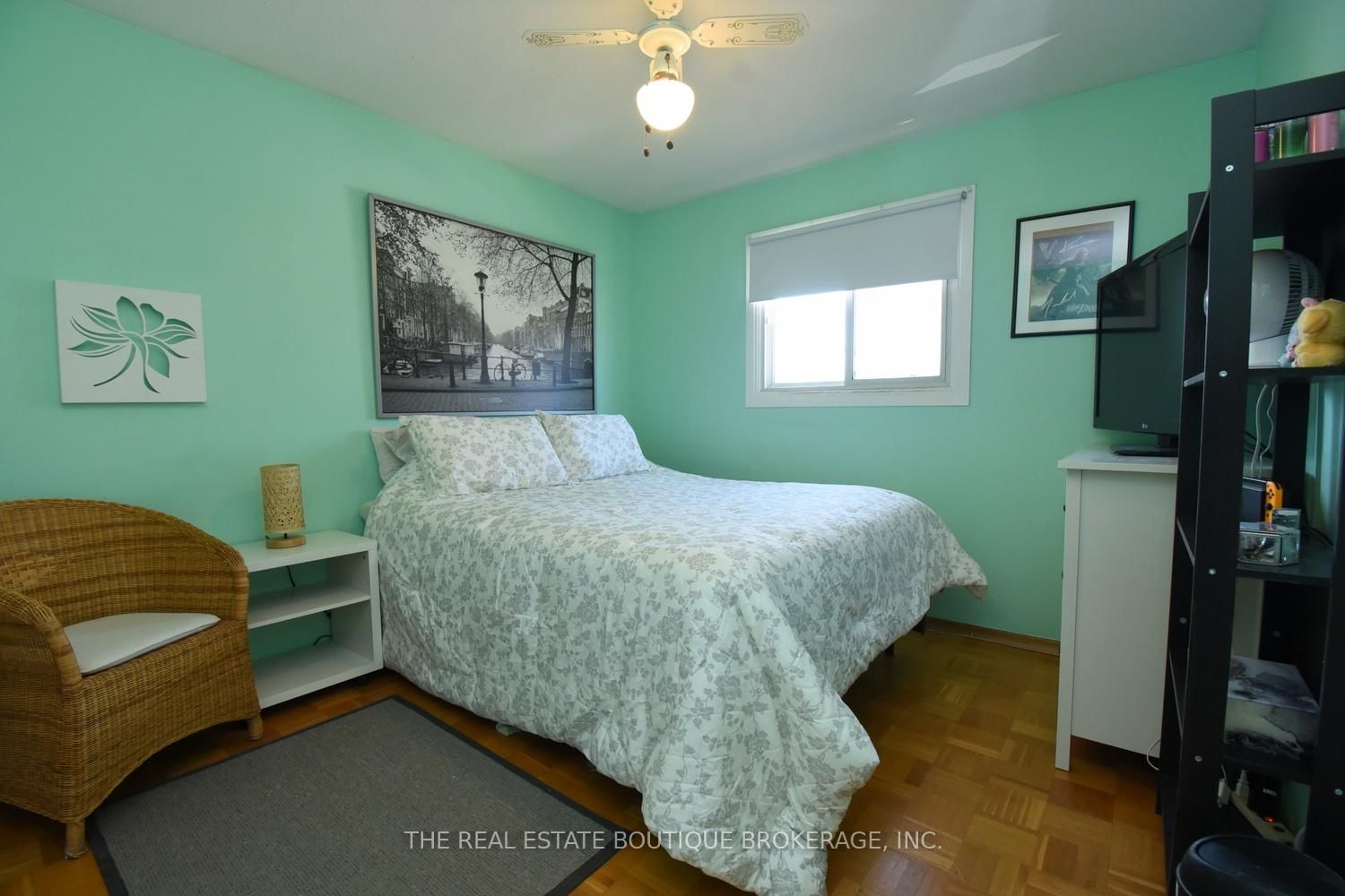 1345 Colonsay Drive • Burlington, ON photo 18