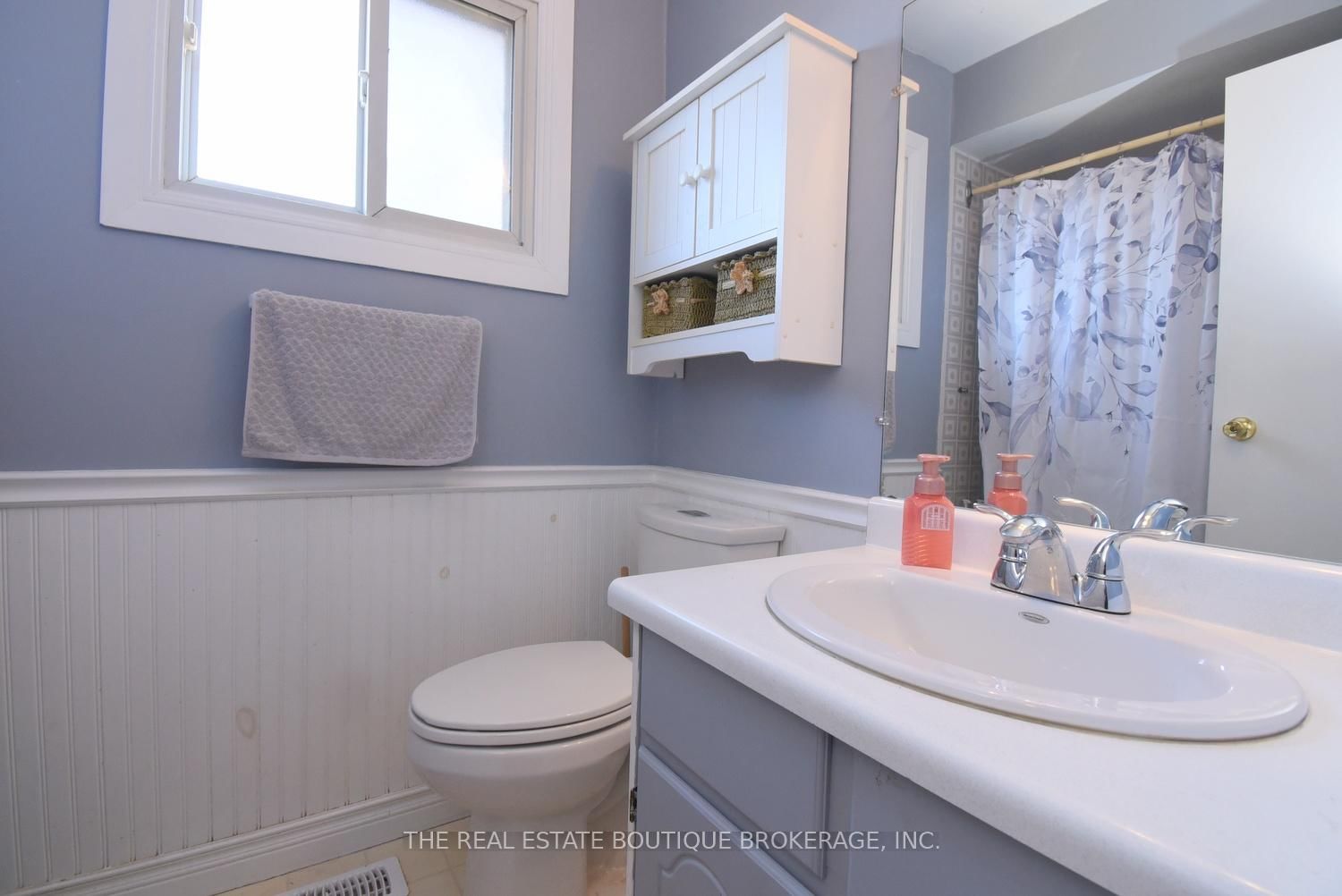 1345 Colonsay Drive • Burlington, ON photo 20