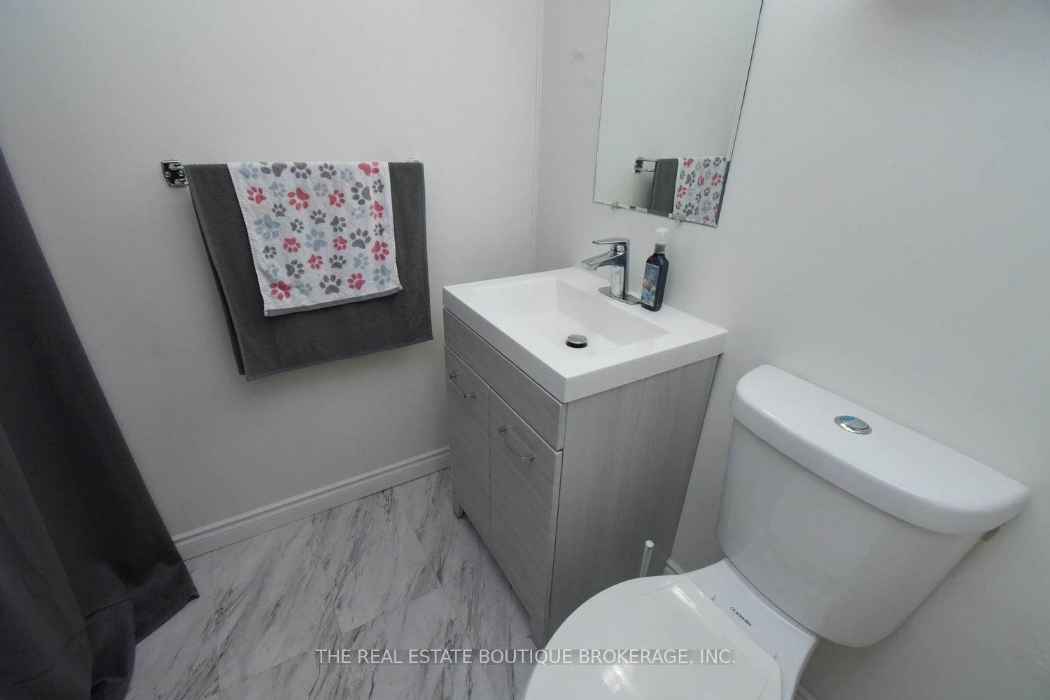 1345 Colonsay Drive • Burlington, ON photo 25