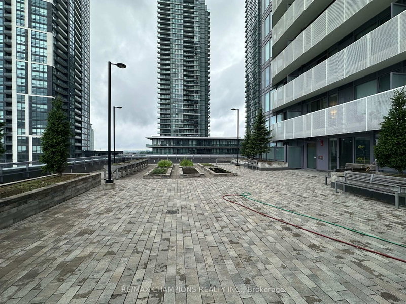 1402 - 4065 Confederation Parkway