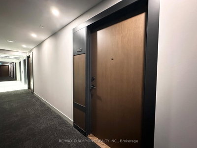 4065 Confederation Parkway • #1402 • Mississauga, ON photo 3