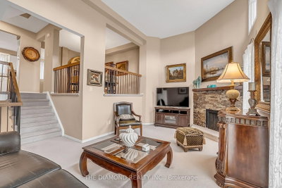 1755 Rathburn Mississauga,ON L4W 2M8 — Photo 10