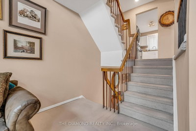 1755 Rathburn Mississauga,ON L4W 2M8 — Photo 14