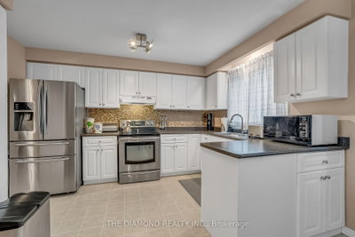 1755 Rathburn Mississauga,ON L4W 2M8 — Photo 19