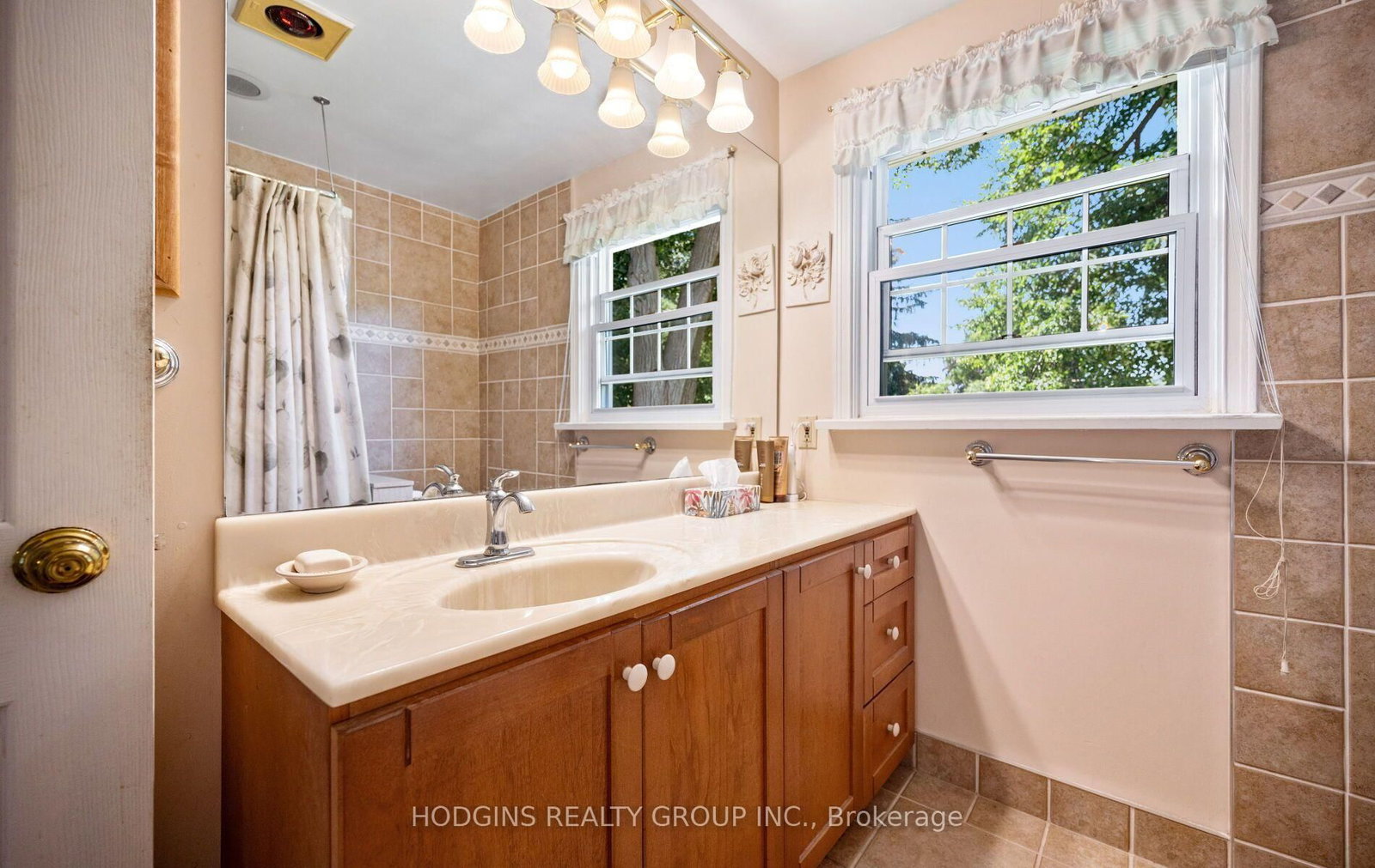 1558 Broadmoor Avenue • Mississauga, ON photo 28