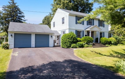 1558 Broadmoor Avenue • Mississauga, ON photo 3
