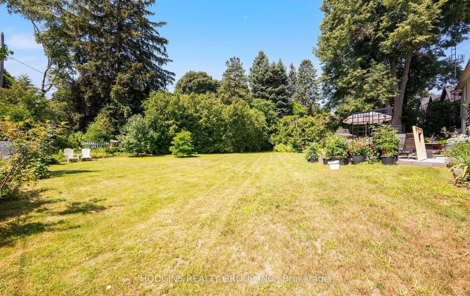 1558 Broadmoor Avenue • Mississauga, ON photo 8
