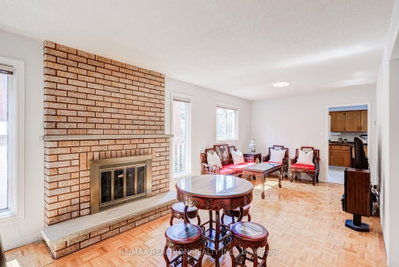 4379 Radisson Crescent • Mississauga, ON photo 4