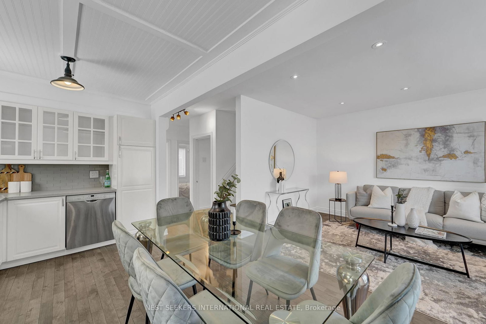 42 Fordwich Crescent • Toronto, ON photo 12