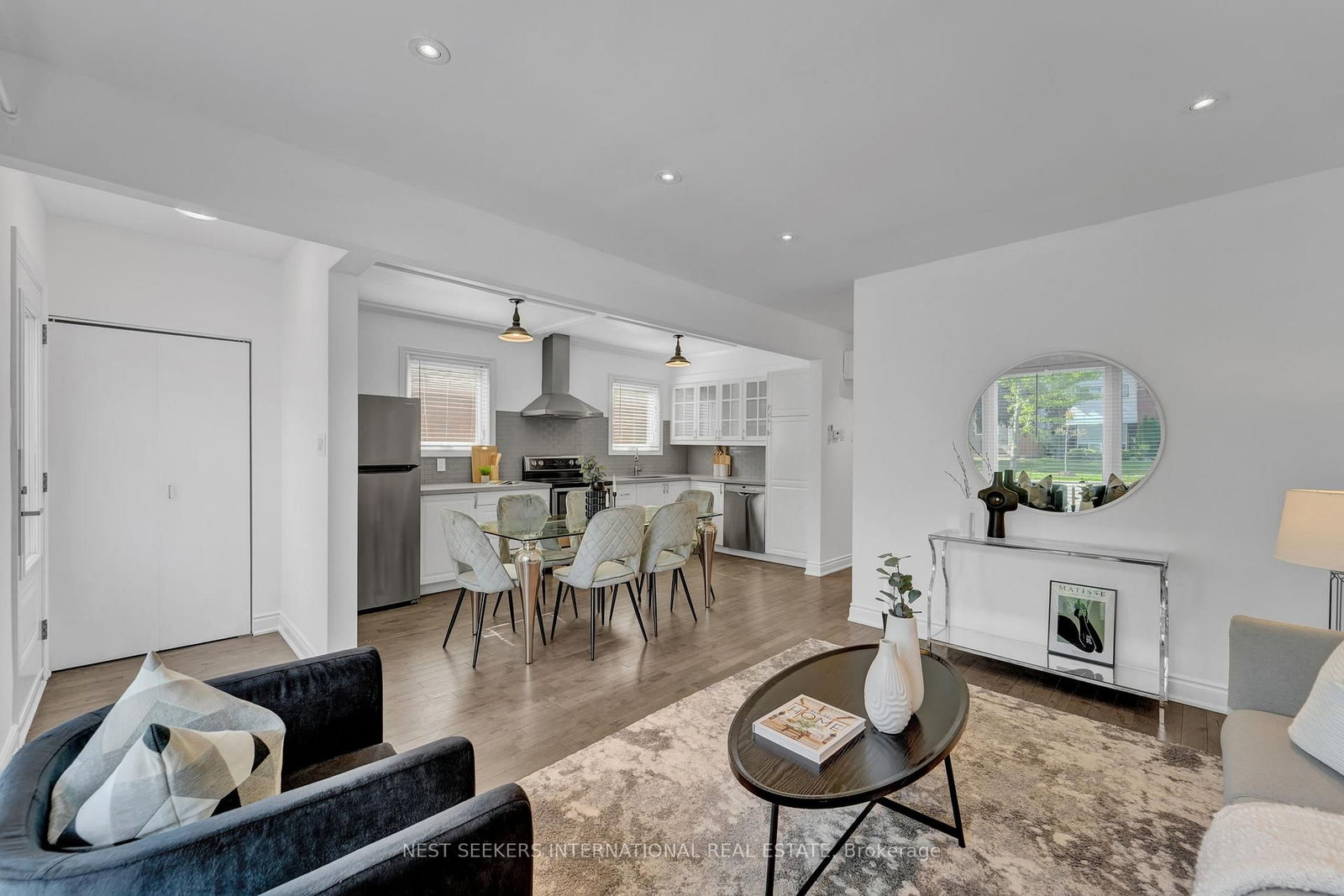 42 Fordwich Crescent • Toronto, ON photo 5