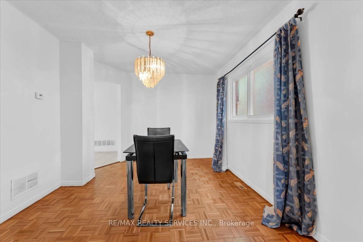 162 Major William Sharpe Drive • Brampton, ON photo 12