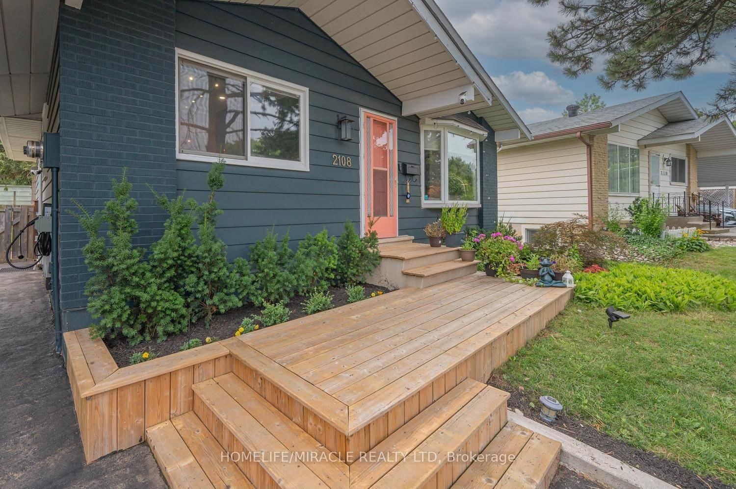 2108 Falmouth Terrace - Photo 3