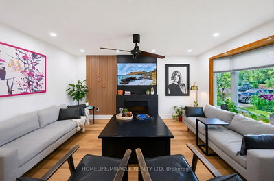 2108 Falmouth Terrace • Burlington, ON photo 7
