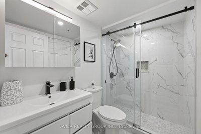1460 Bishops Oakville,ON L6M 4N5 — Photo 8