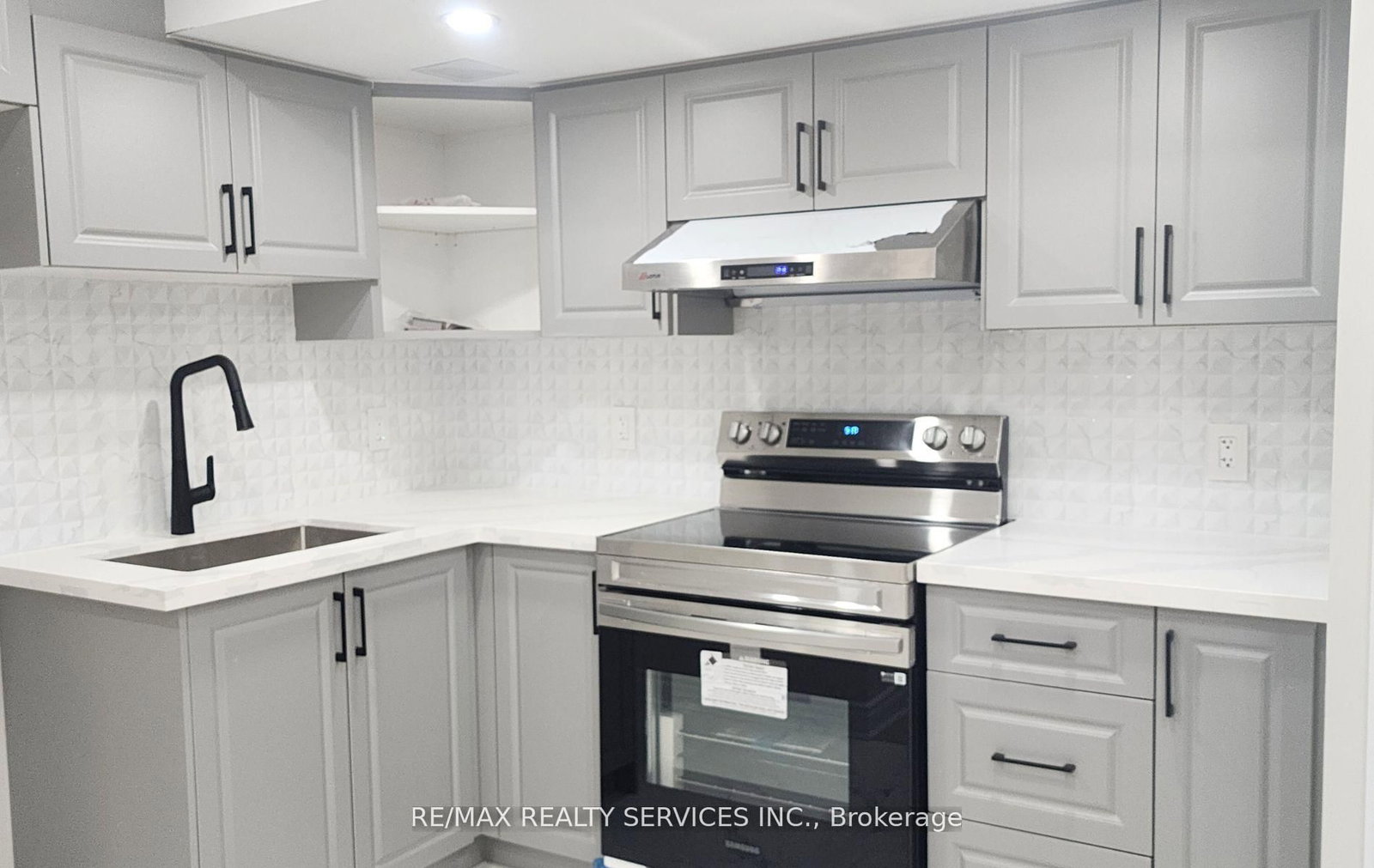 (Bsmnt) - 5944 Shelford Terrace, Mississauga 3