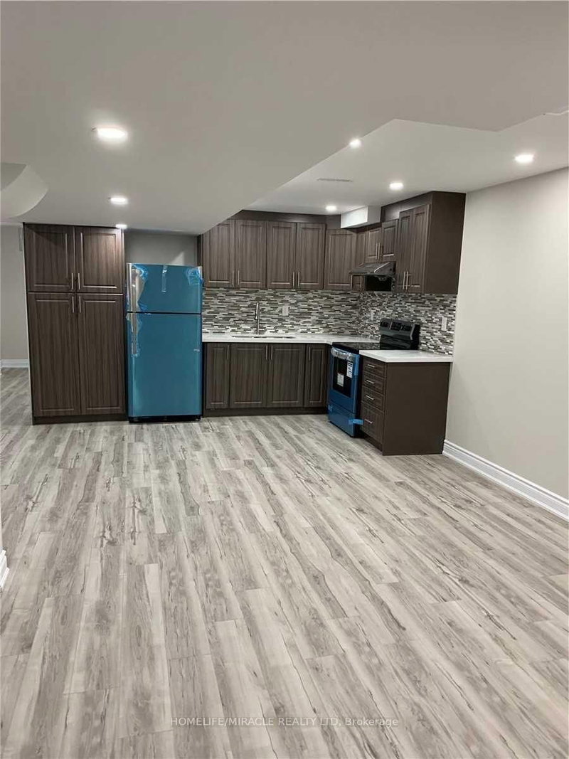 210 Bellchase Trail