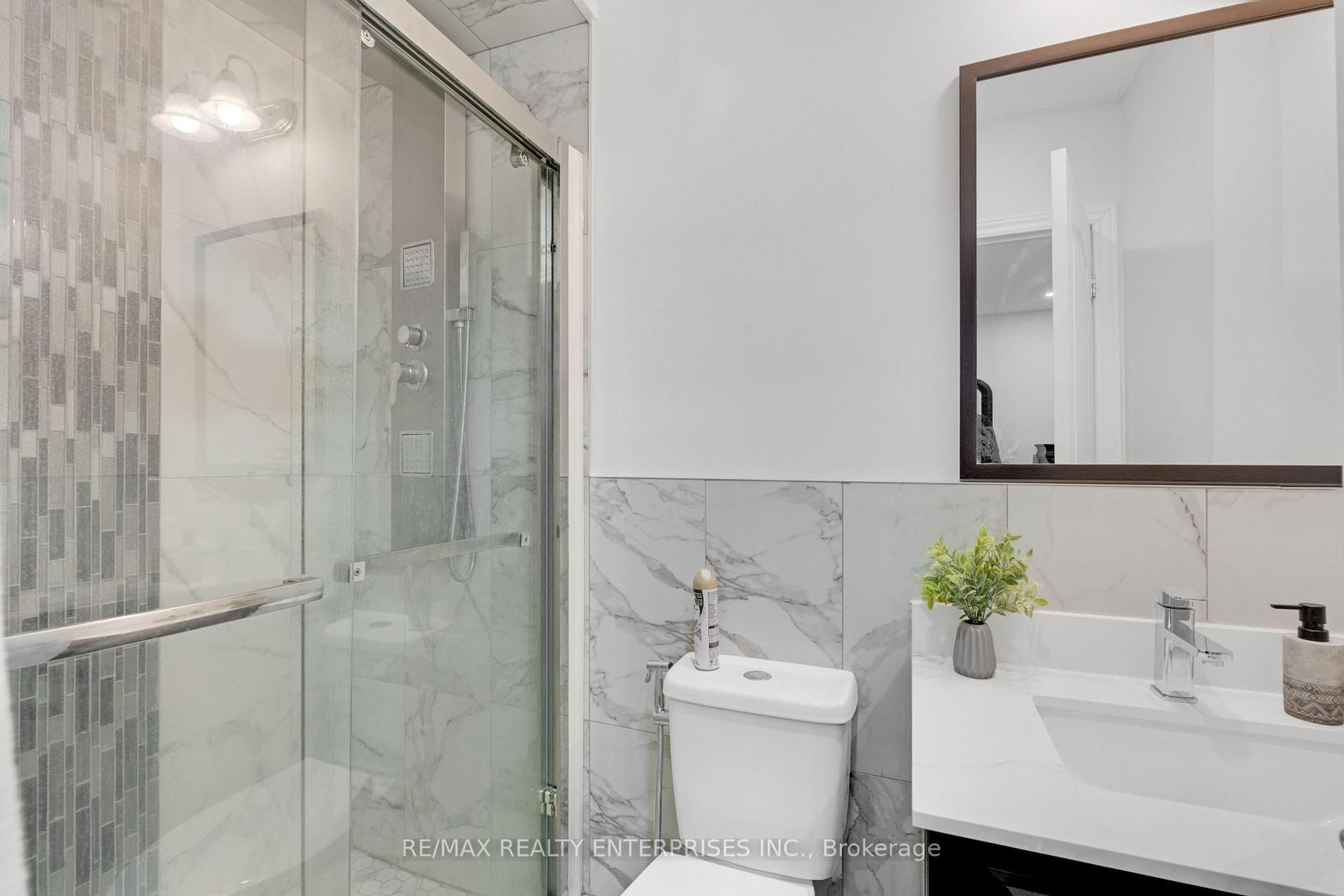 161 Angelene Street • Mississauga, ON photo 14