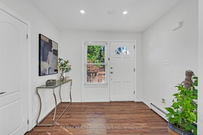 161 Angelene Street • Mississauga, ON photo 3