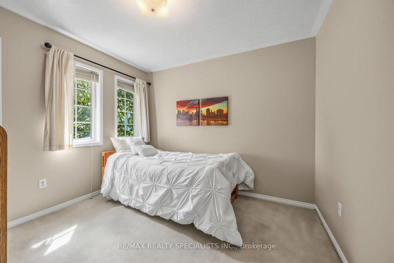 1329 Whiffletree Mississauga,ON L5N 7R1 — Photo 18