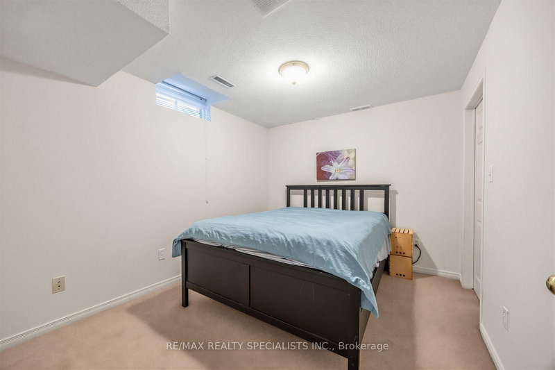 1329 Whiffletree Mississauga,ON L5N 7R1 — Photo 28