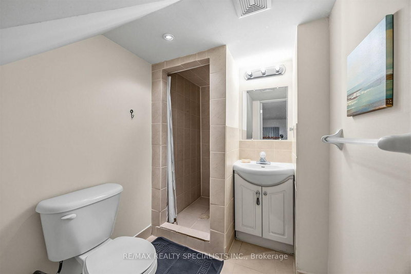 1329 Whiffletree Mississauga,ON L5N 7R1 — Photo 29