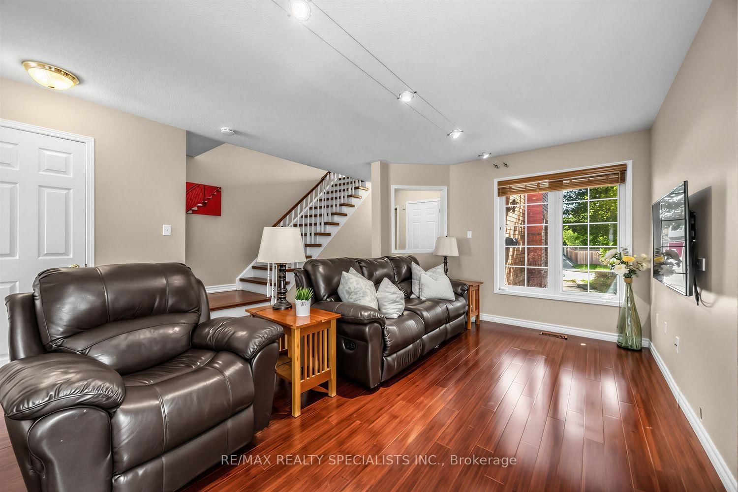 1329 Whiffletree Mississauga,ON L5N 7R1 — Photo 8