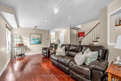 1329 Whiffletree Mississauga,ON L5N 7R1 — Photo 9