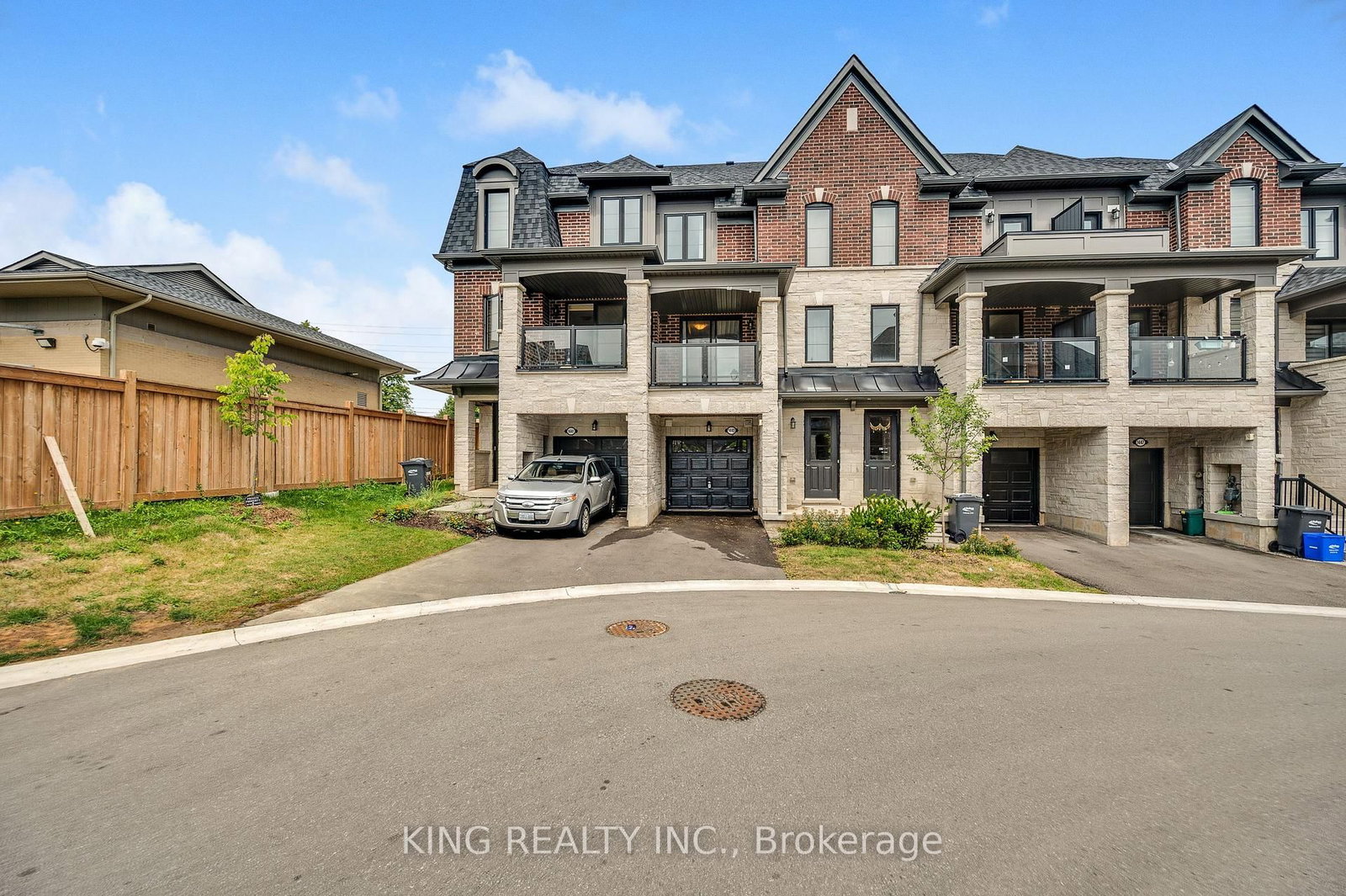 1443 National Common • Burlington, ON photo 1