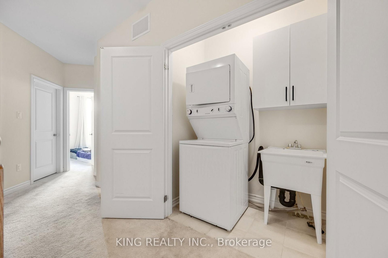 1443 National Common • Burlington, ON photo 37