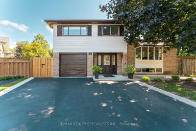 1319 Sherwood Court