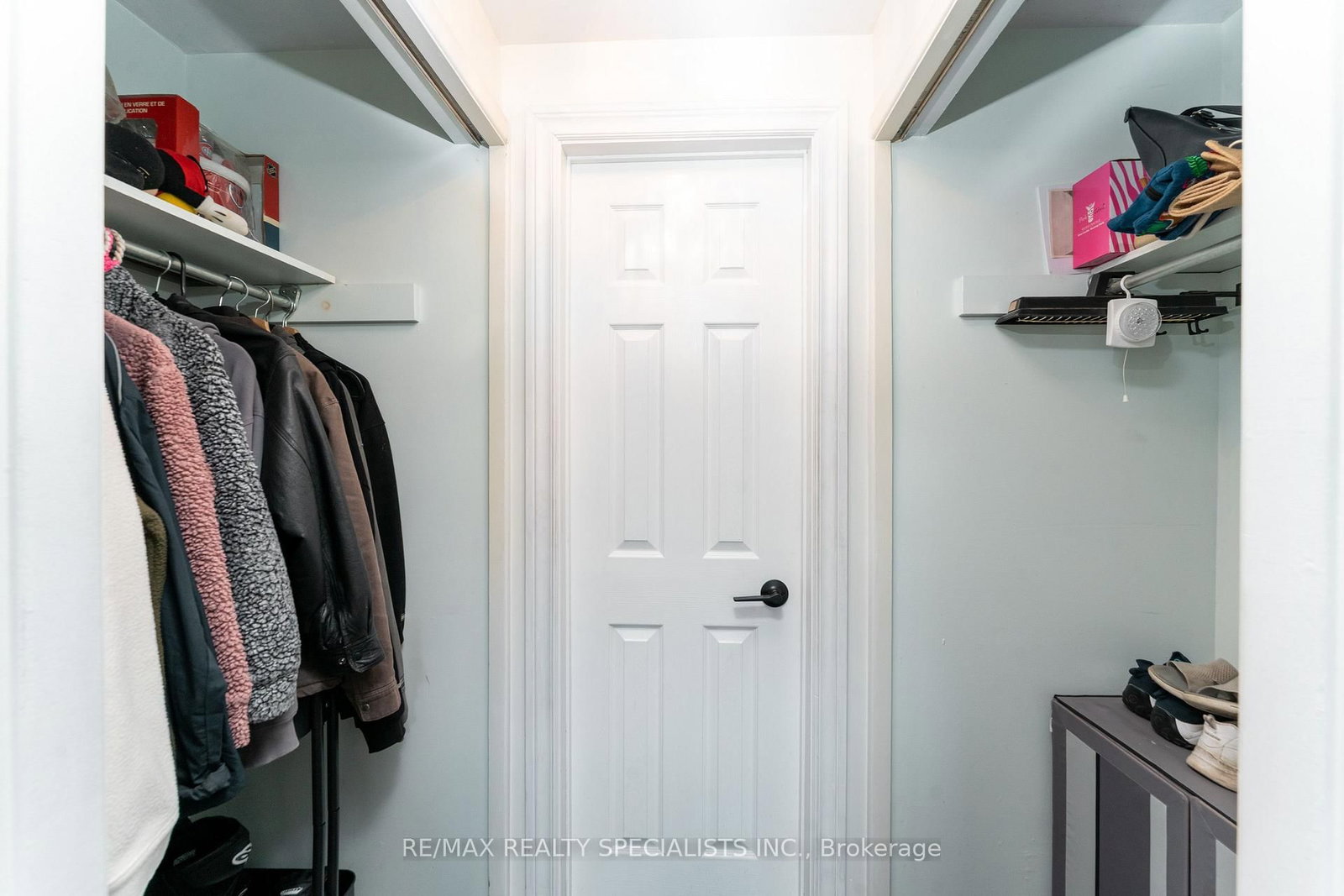 1319 Sherwood Court • Burlington, ON photo 24