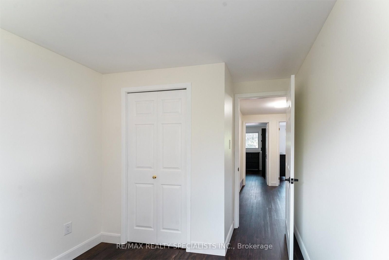 1319 Sherwood Court • Burlington, ON photo 29