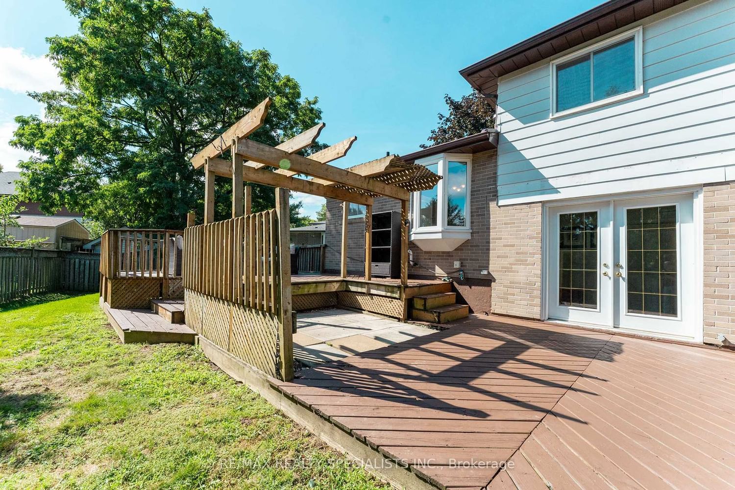 1319 Sherwood Court • Burlington, ON photo 39