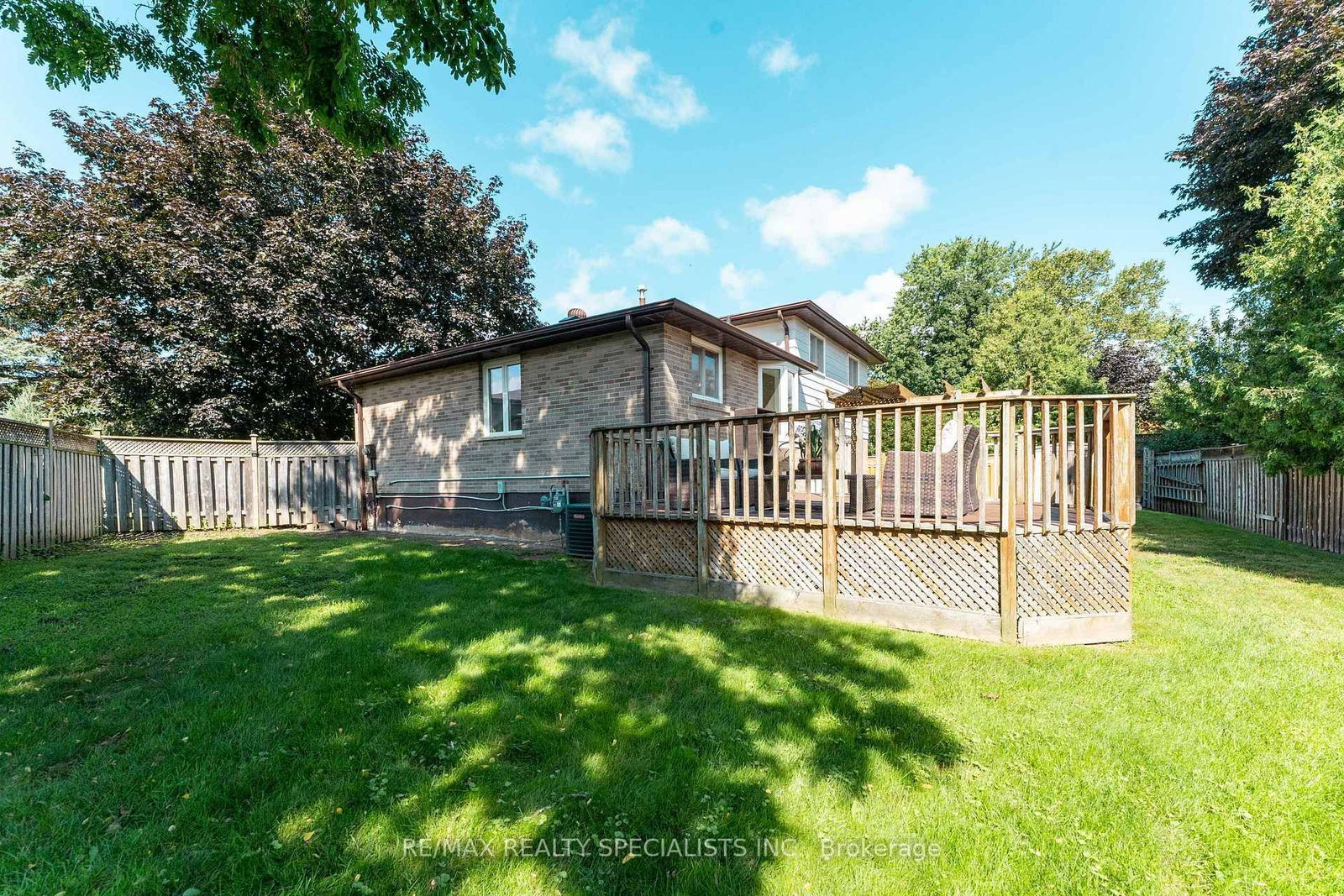 1319 Sherwood Court • Burlington, ON photo 44