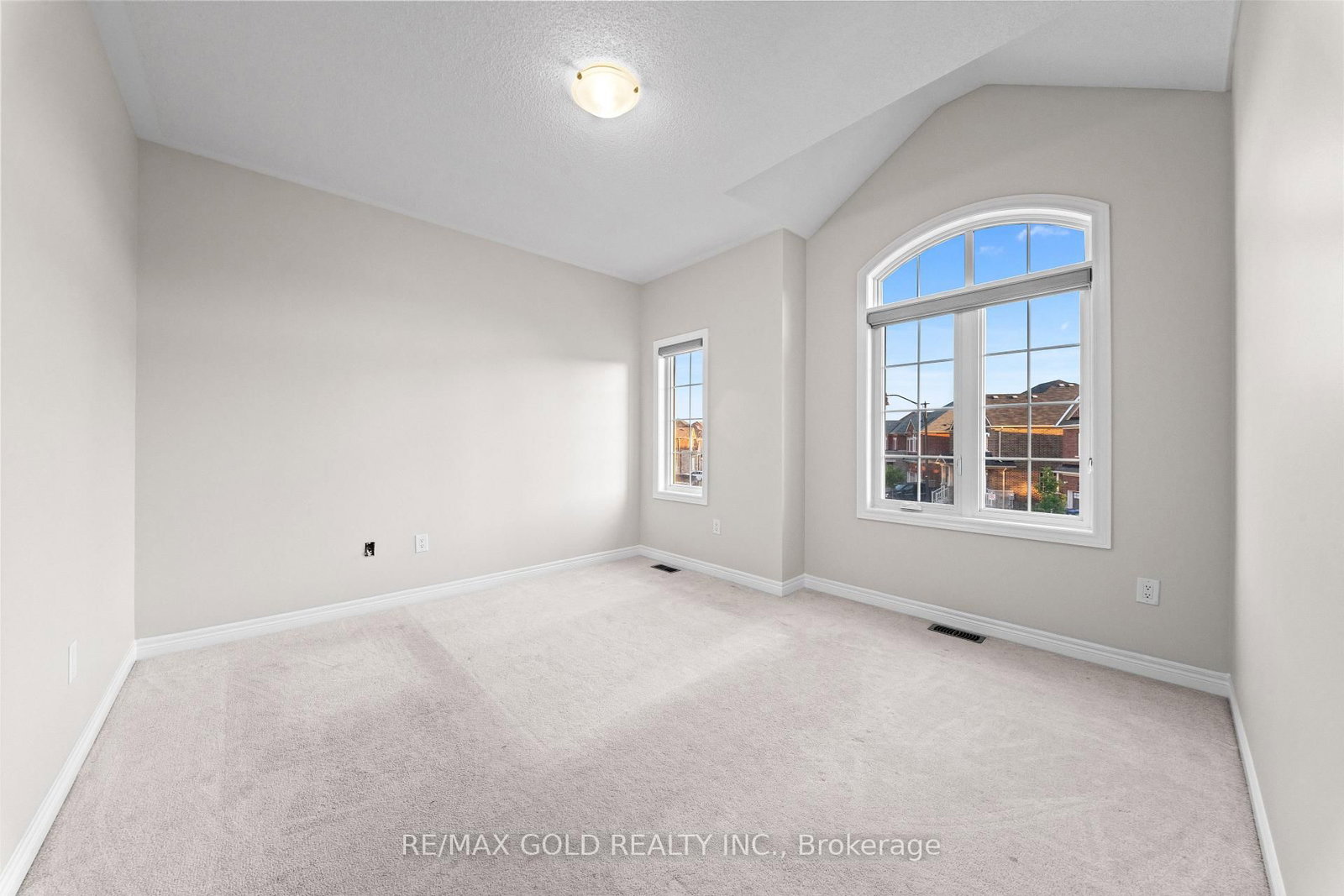 26 Unwind Crescent • Brampton, ON photo 16