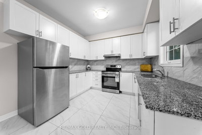 26 Unwind Crescent • Brampton, ON photo 8