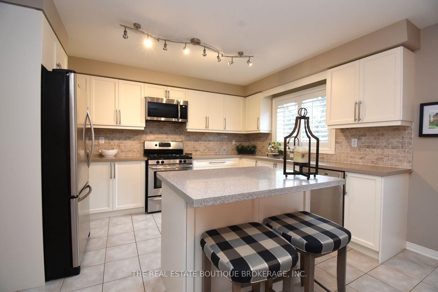 470 Amanda Crescent • Burlington, ON photo 12
