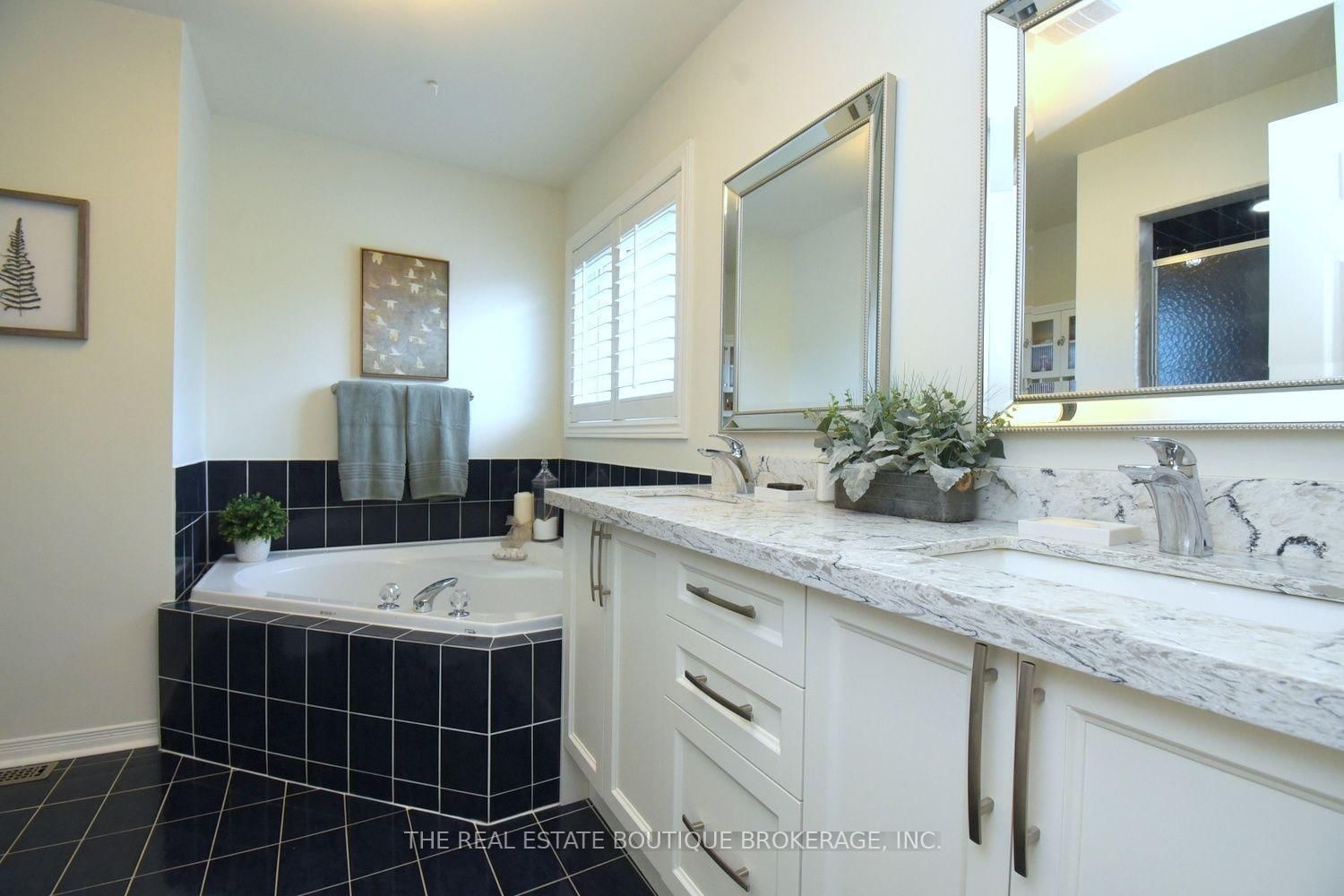 470 Amanda Crescent • Burlington, ON photo 27