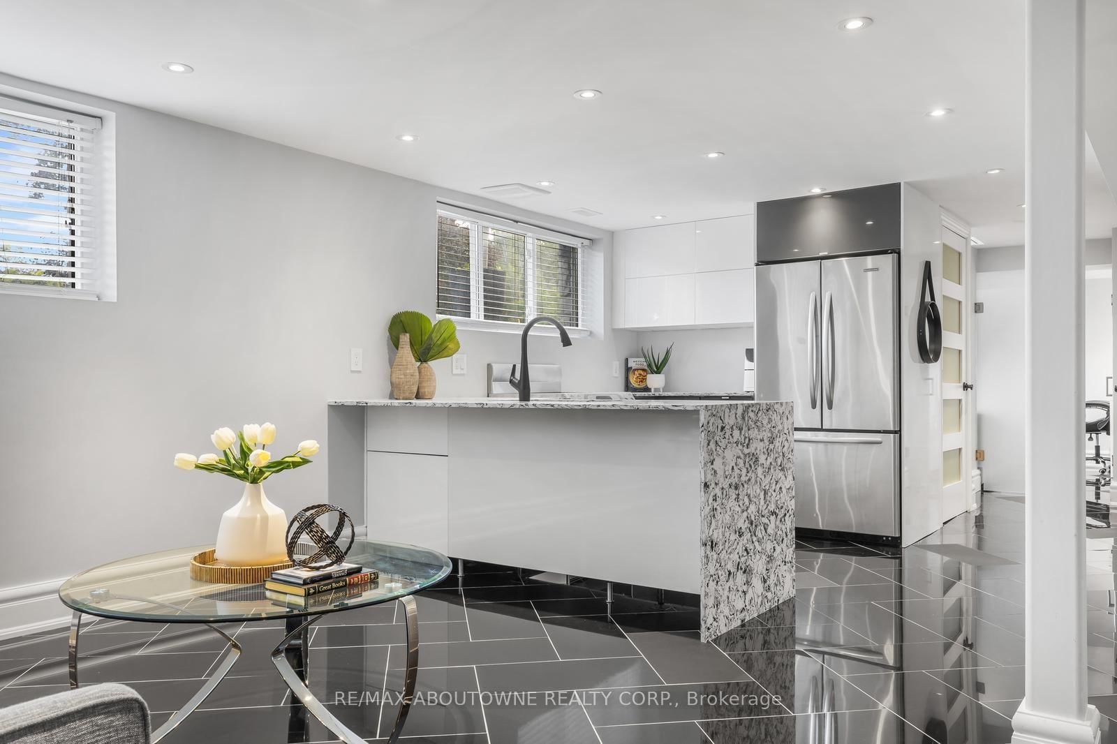 547 Pinegrove Road • Oakville, ON photo 24